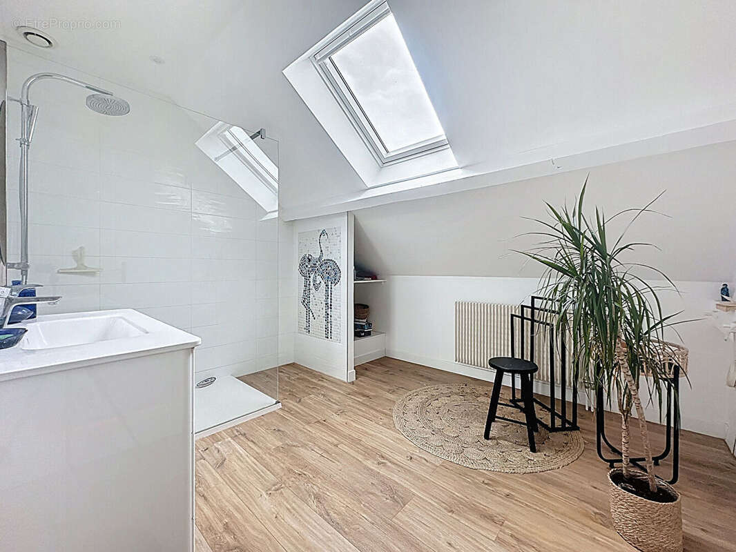 Maison à NUITS-SAINT-GEORGES