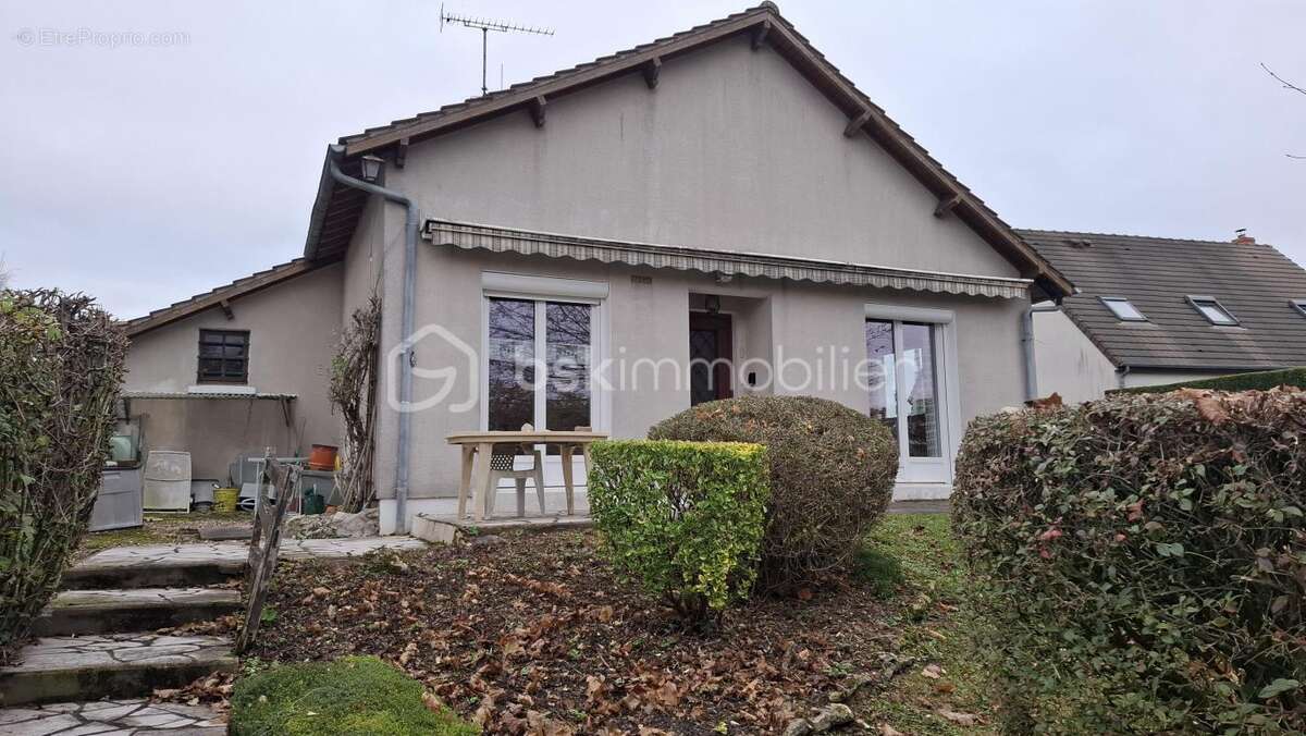 Maison à AUTRUY-SUR-JUINE