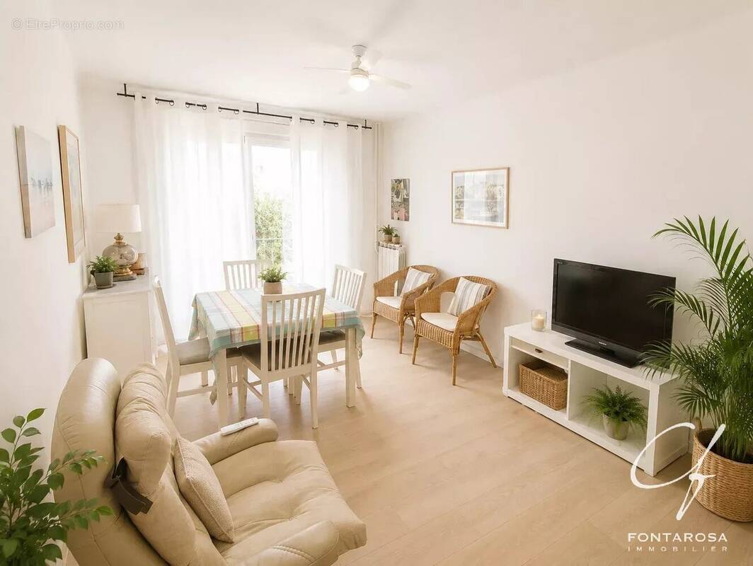 Appartement à SAINT-RAPHAEL