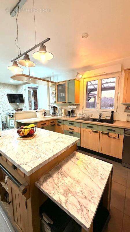 Maison à RESSONS-SUR-MATZ