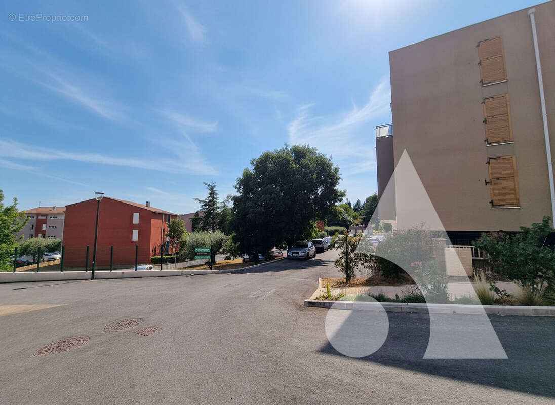 Appartement Draguignan 2 pièces 40 m² résidence les allées de Jade - photo 12
