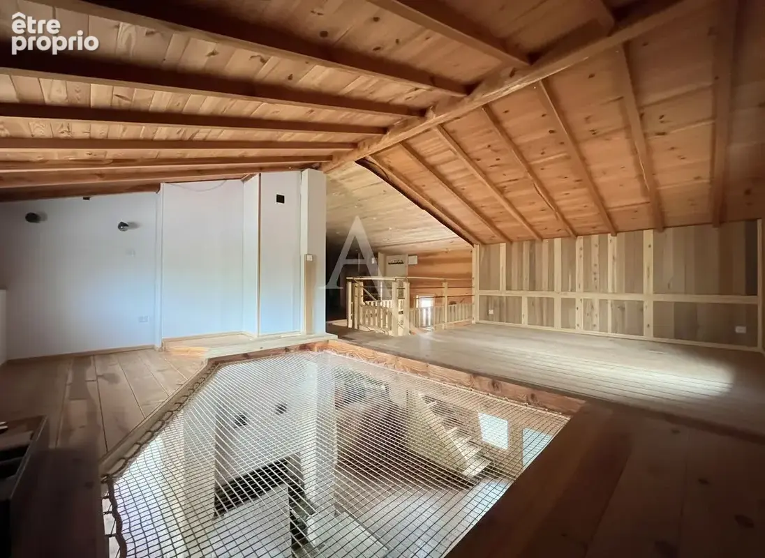 Grande maison familiale de 185m² avec studio indépendant sur plus de 2300m² de terrain ! - photo 7
