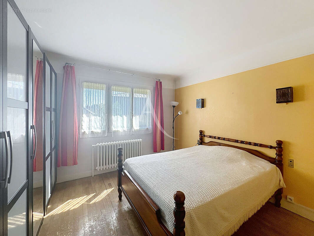 Maison à LIVRY-GARGAN