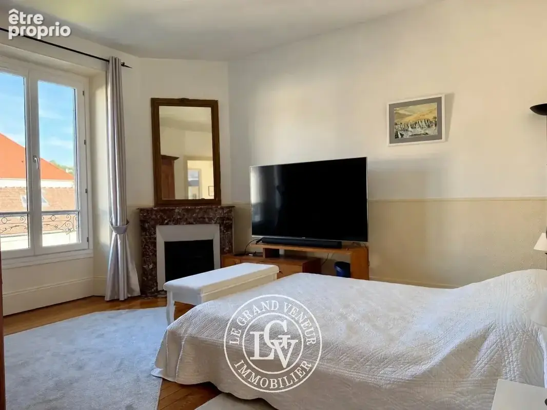 Fontainebleau – élégante maison bourgeoise de 227 m² avec jardin, véranda et garage - photo 23