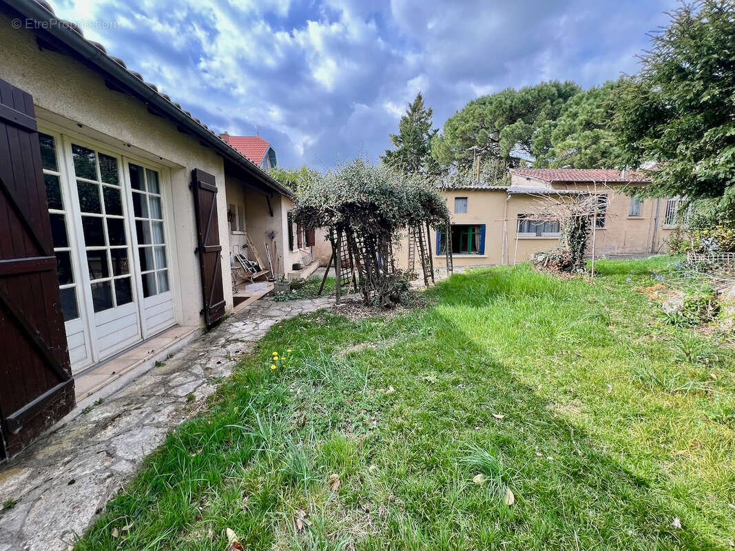 Maison à VILLENEUVE-SUR-LOT