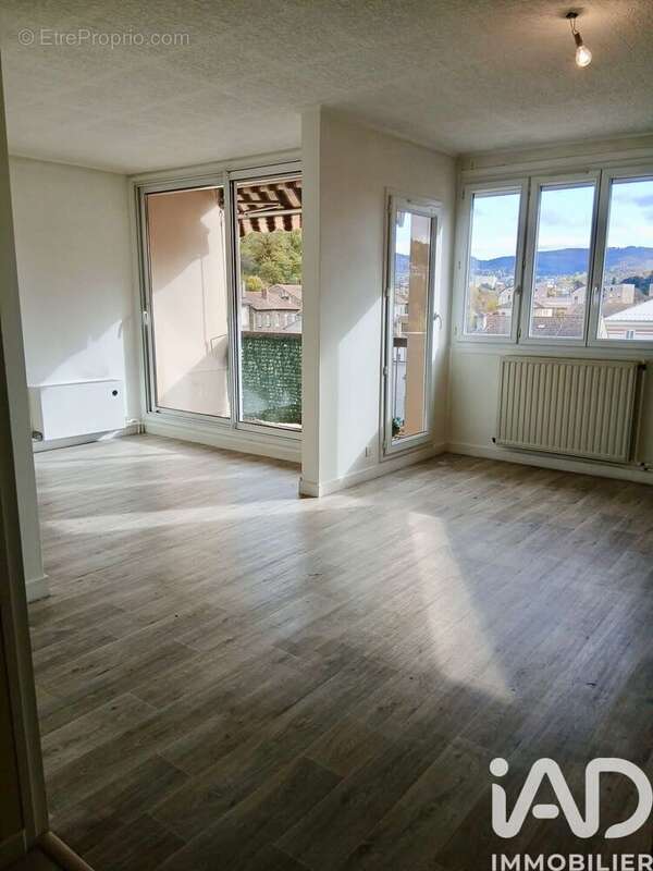 Photo 4 - Appartement à UNIEUX