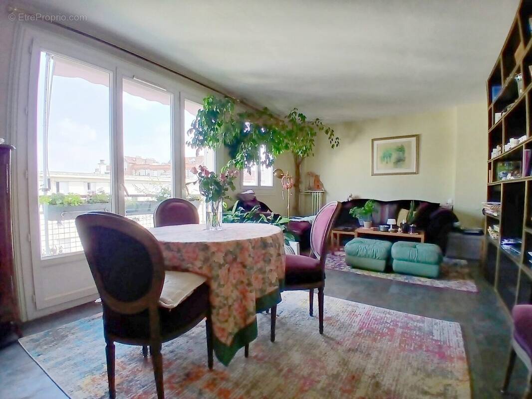 Appartement à VINCENNES