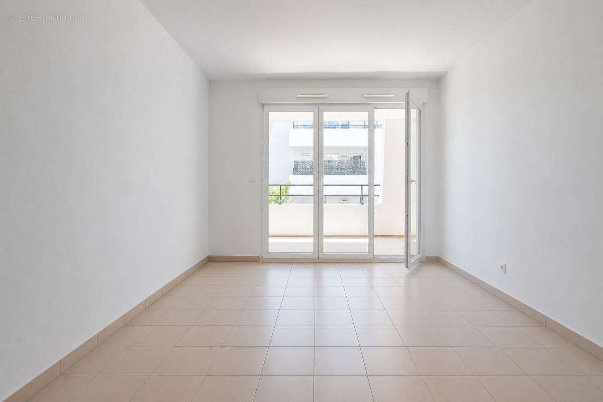 Appartement à MARSEILLE-9E