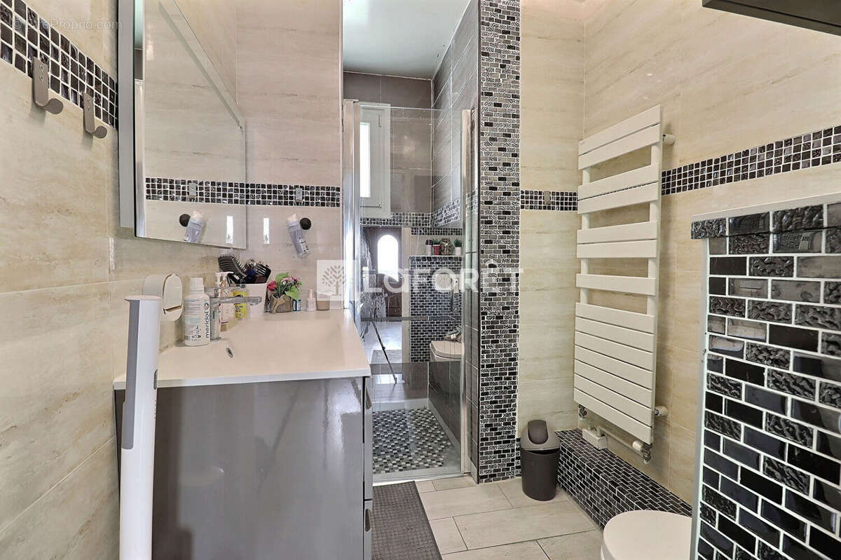 Maison à VITRY-SUR-SEINE