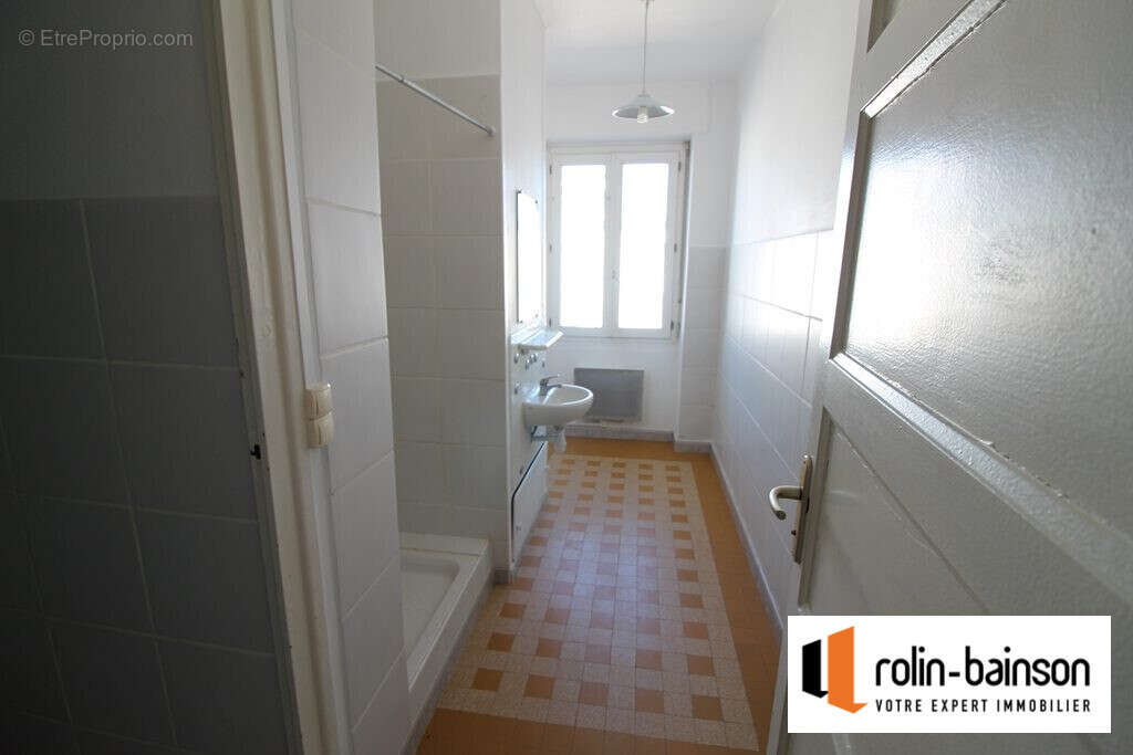 Appartement à LYON-8E