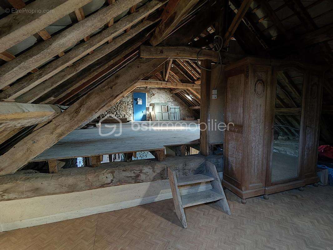 Maison à SAINT-MARC-LE-BLANC