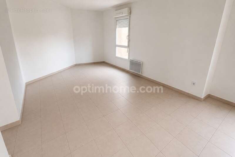 Appartement à MEZE