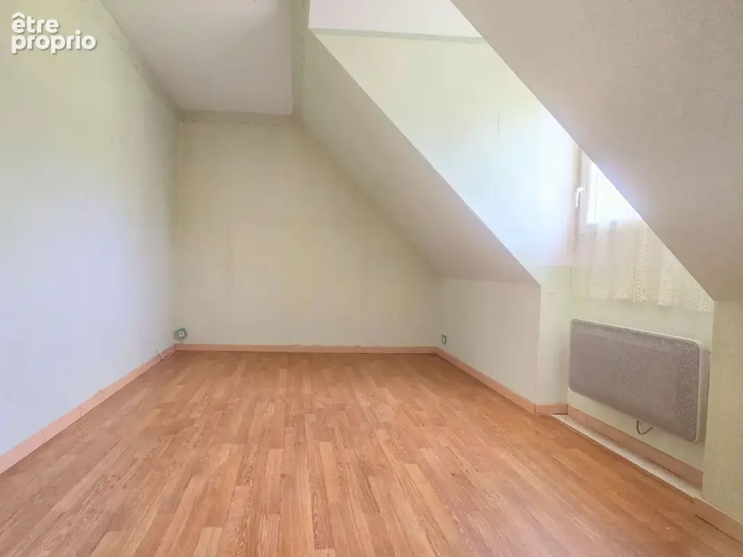 Maison familiale à Blaison-Gohier avec vue sur la forêt - photo 6