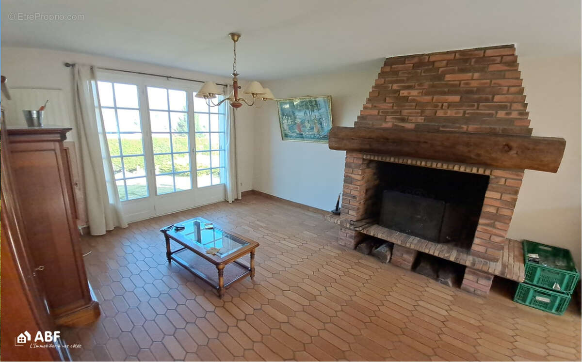 Maison à MANEHOUVILLE