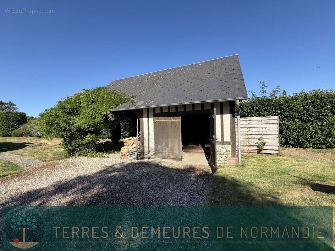 Propriété Normande Familiale Aux Volumes Généreux - photo 11
