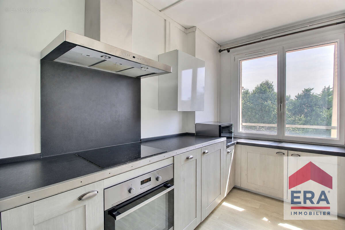Appartement à SORGUES