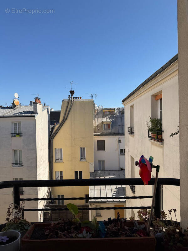 Photo 1 - Appartement à PARIS-11E