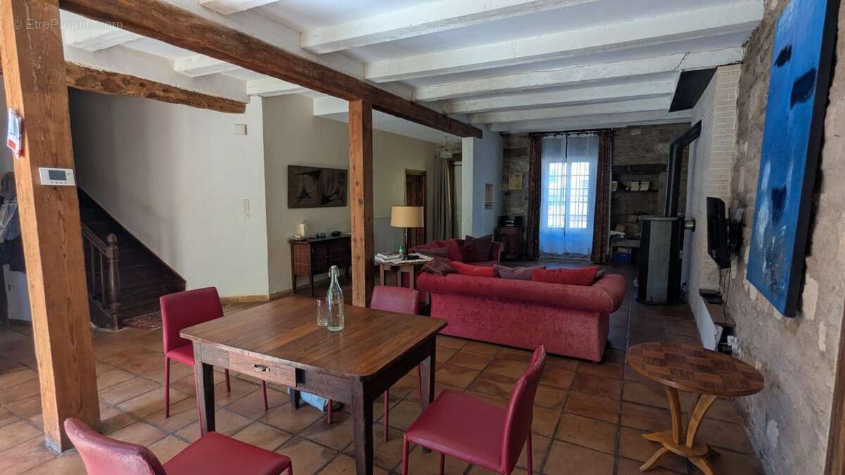 Maison à MONESTIES
