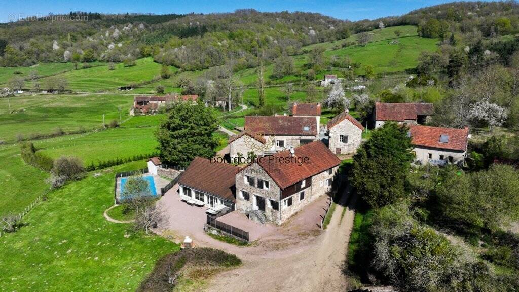 Maison à AUTUN