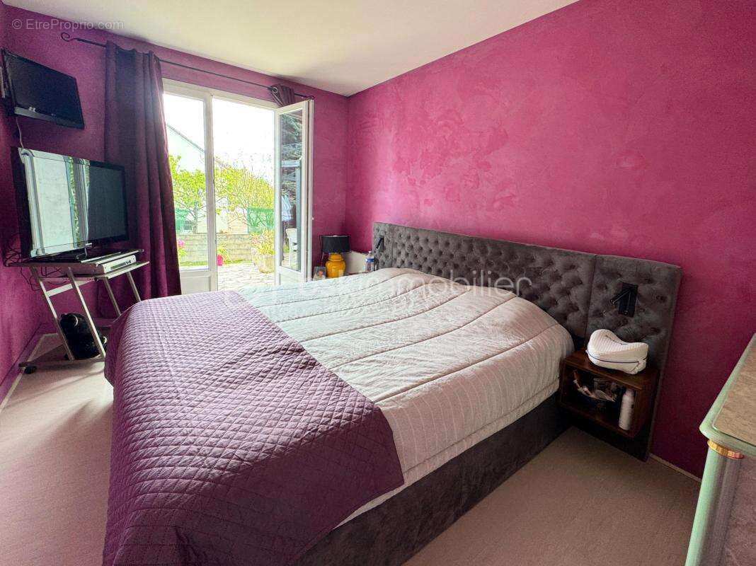 Maison à SAINT-GERMAIN-LES-ARPAJON