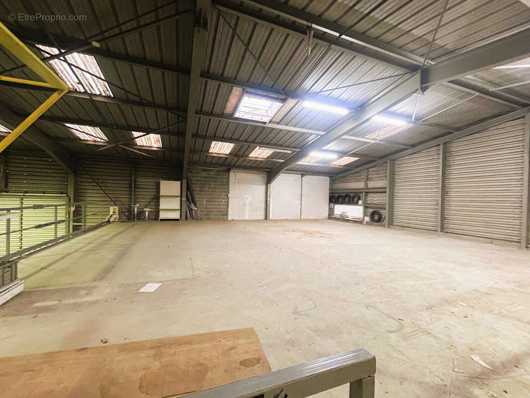 Commerce à MARQUIXANES