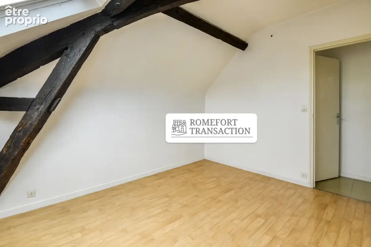 EXCLUSIVITE Nantes - CHU République - Appartement dernier étage 1 chambre + cave - photo 10
