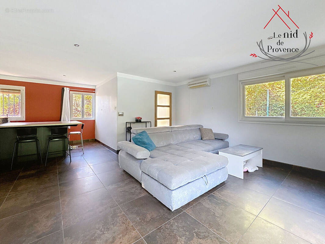 Appartement à SAINT-MARTIN-D'ARDECHE