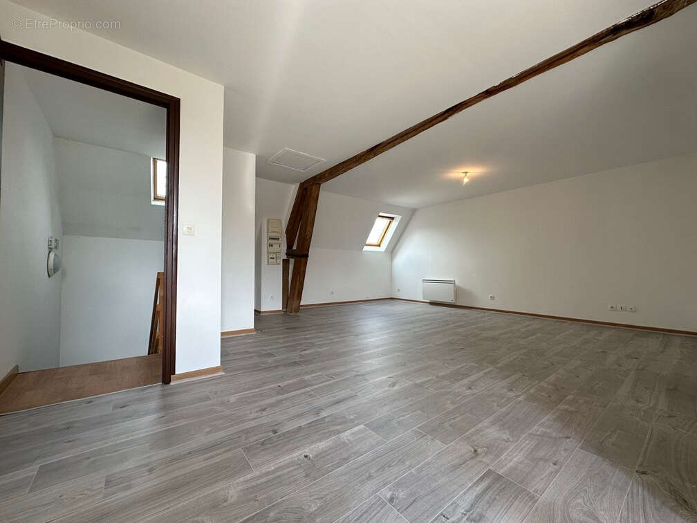 Appartement à NONANCOURT