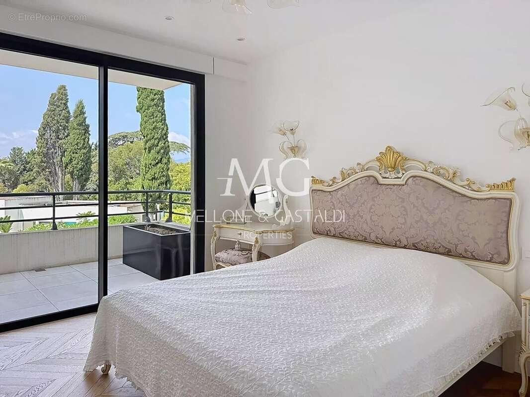 Cannes oxford – 4 pièces d’exception de 157 m² – terrasses, vue mer, 3 garages – résidence de prestige - photo 14