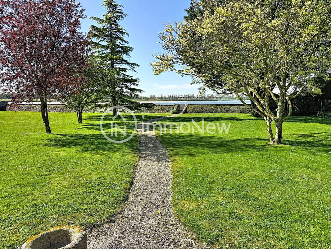 Maison à LE VAL-SAINT-PERE