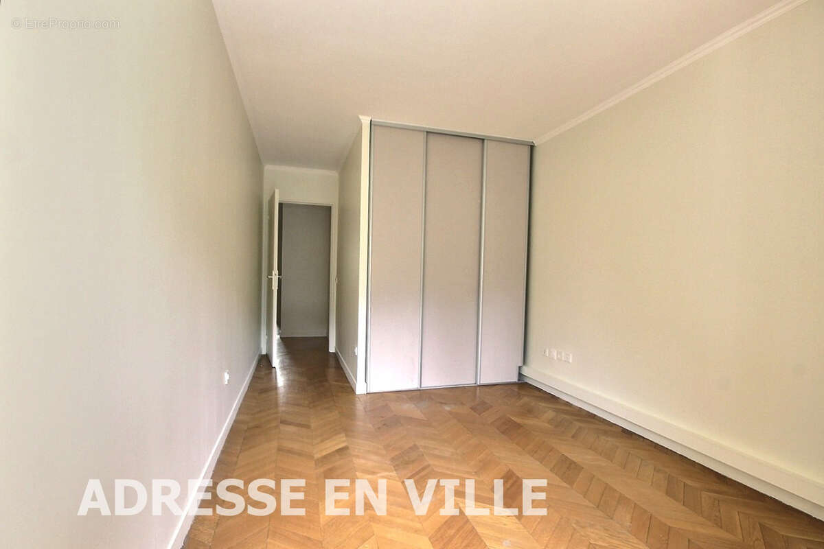 Appartement à LEVALLOIS-PERRET