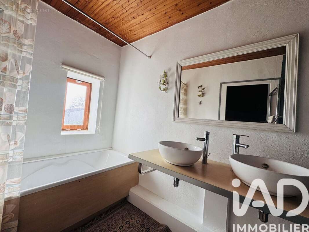 Photo 6 - Maison à LES PORTES-EN-RE