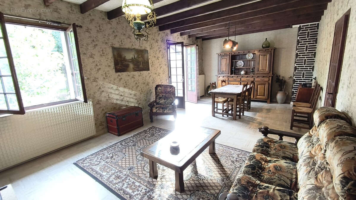 Maison à VIGNEUX-SUR-SEINE