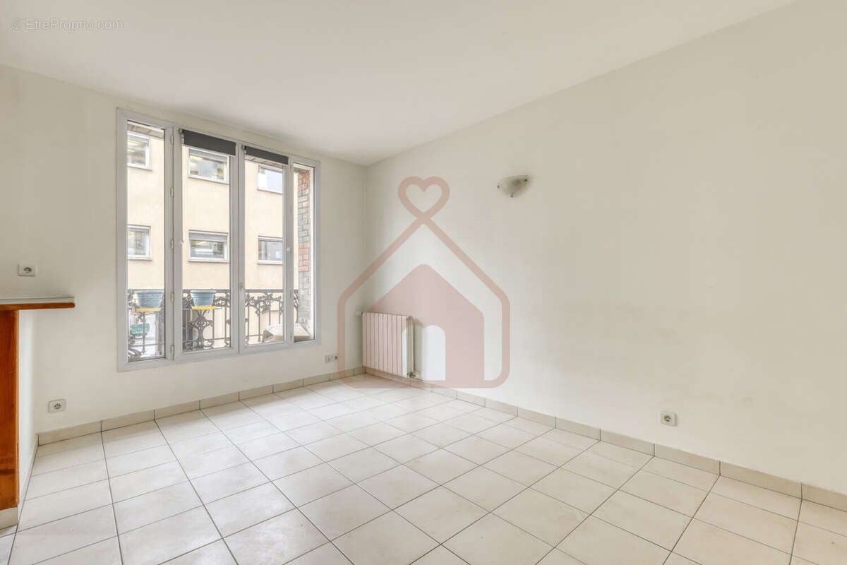 Appartement à IVRY-SUR-SEINE