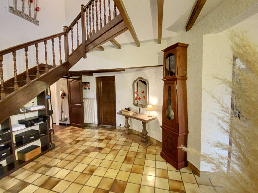 Maison à SAINT-BEAUZIRE