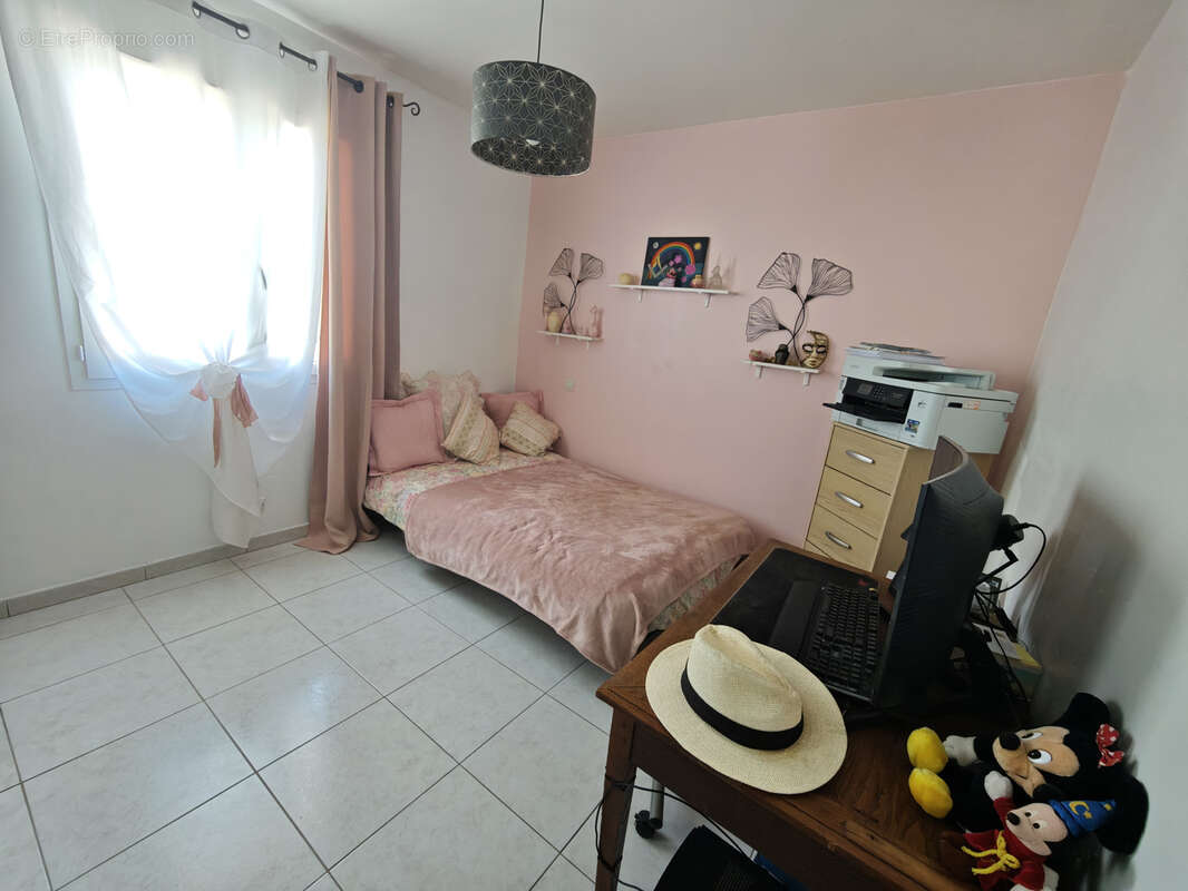 Maison à CEYRAS