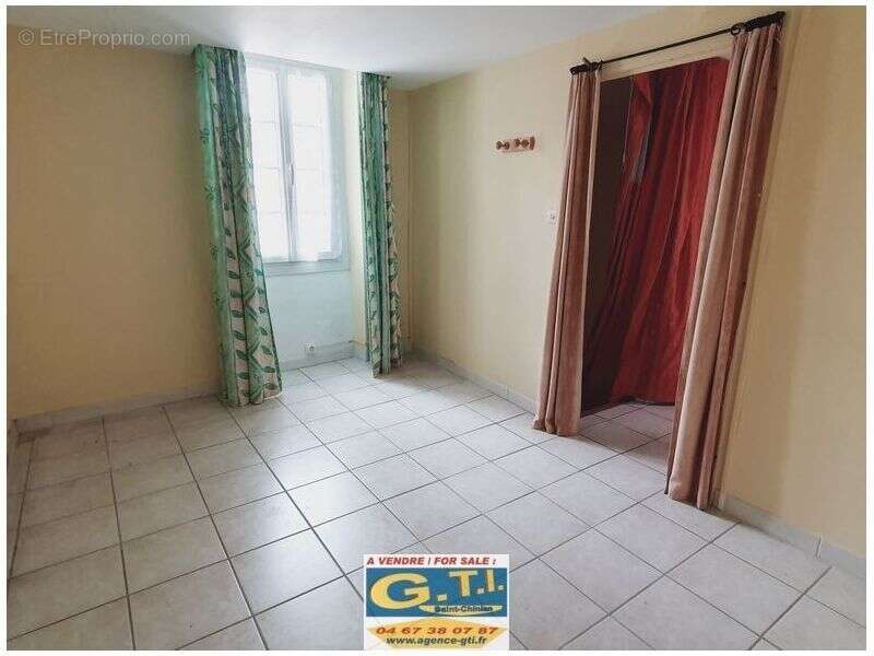 Maison à SAINT-CHINIAN