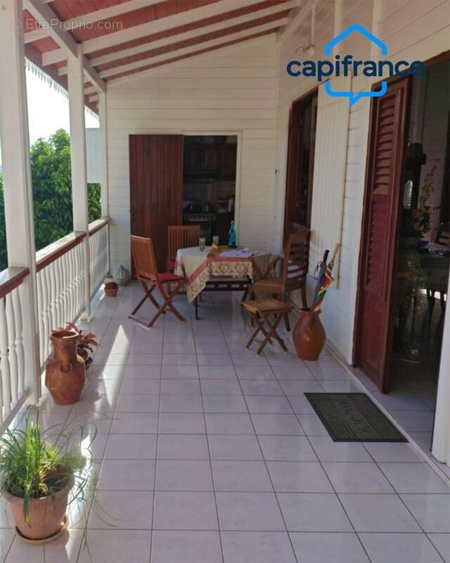 Maison à RIVIERE-SALEE