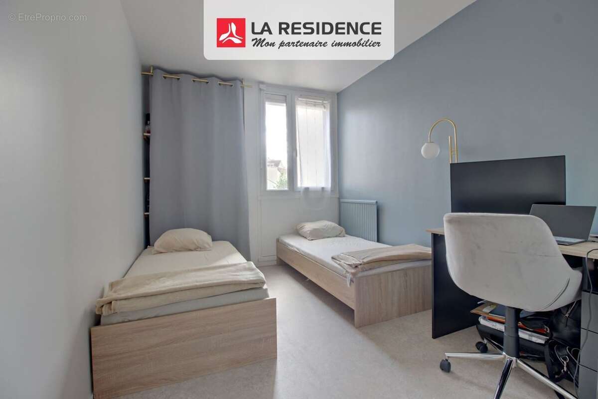 Appartement à SARTROUVILLE