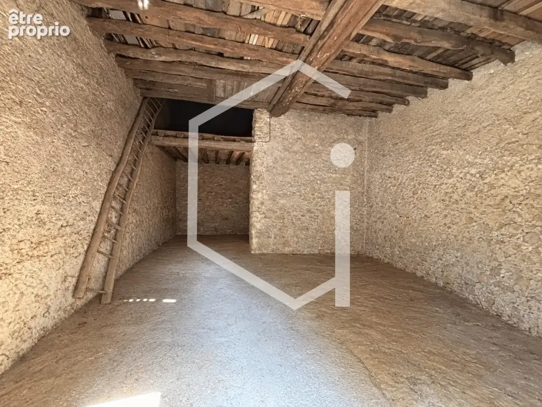 Sury-en-Vaux   Maison 97 m2 à rénover avec grange, écurie et terrain constructible - photo 14