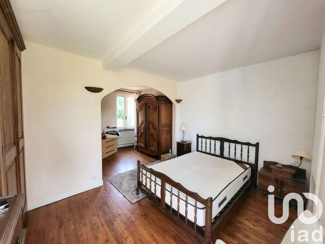 Photo 2 - Maison à SAINT-JUST-SAINT-RAMBERT