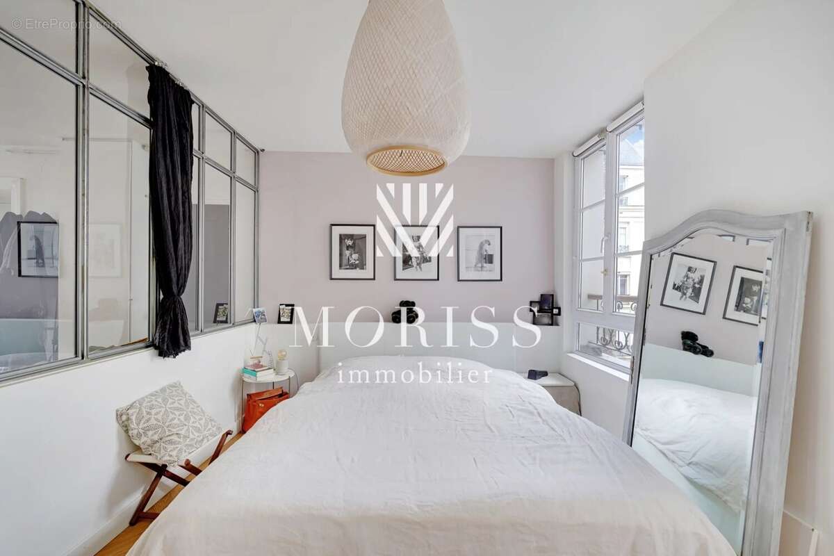Appartement à PARIS-17E