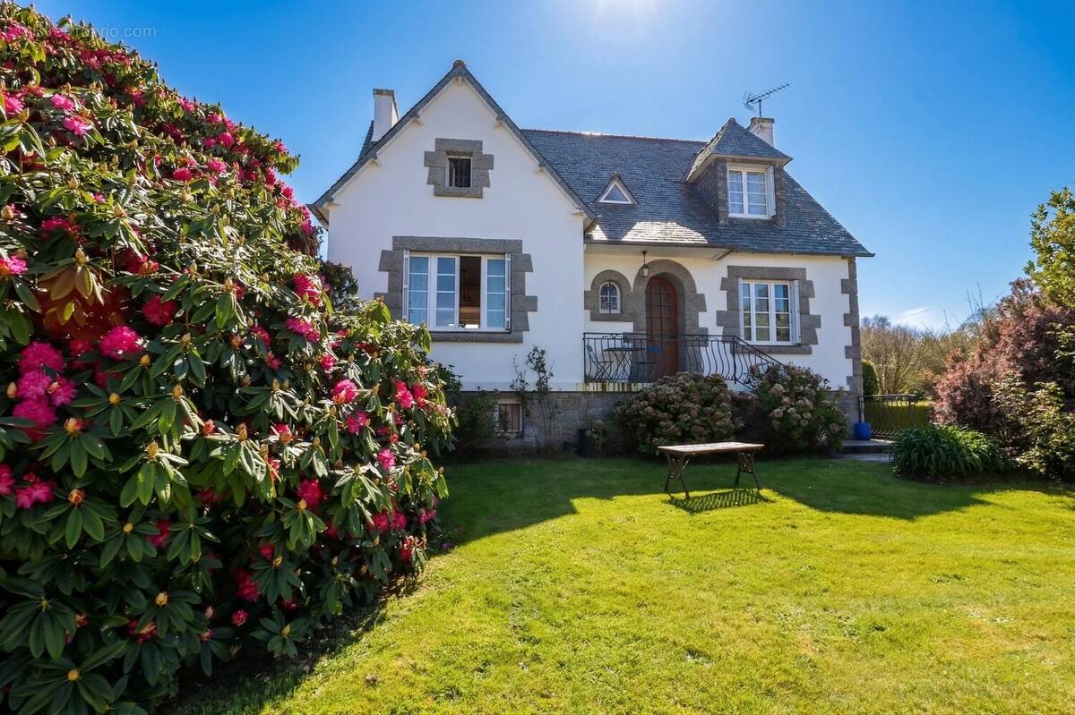 Maison à COLLOREC