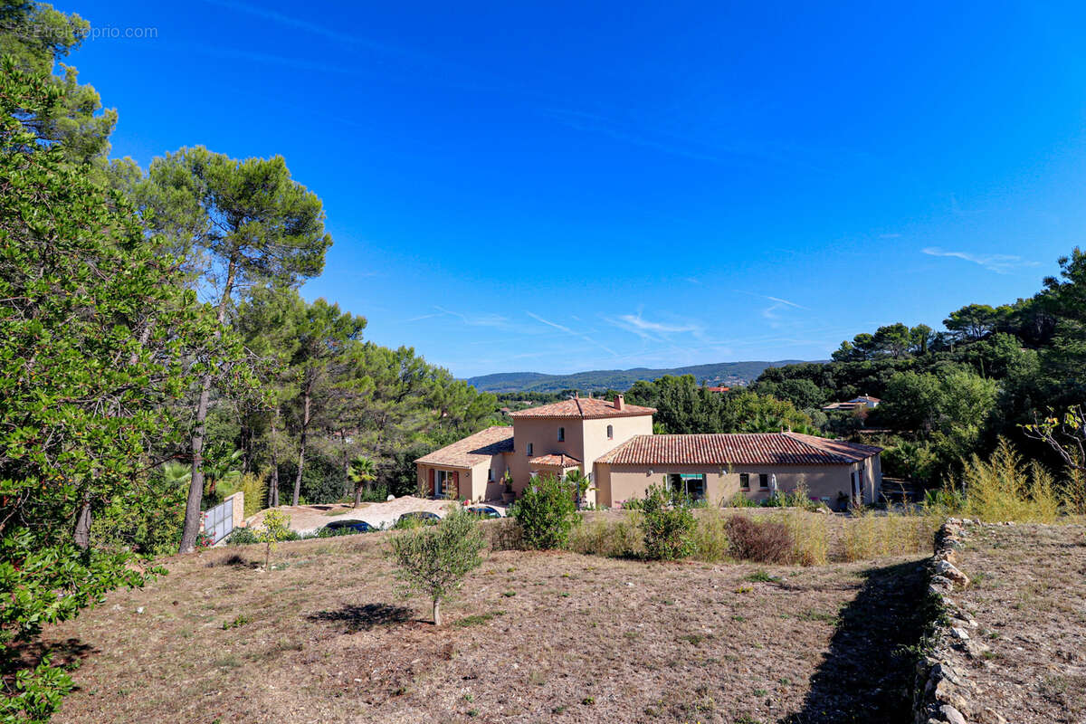 Maison à DRAGUIGNAN