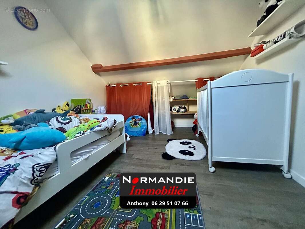 Maison à MALAUNAY