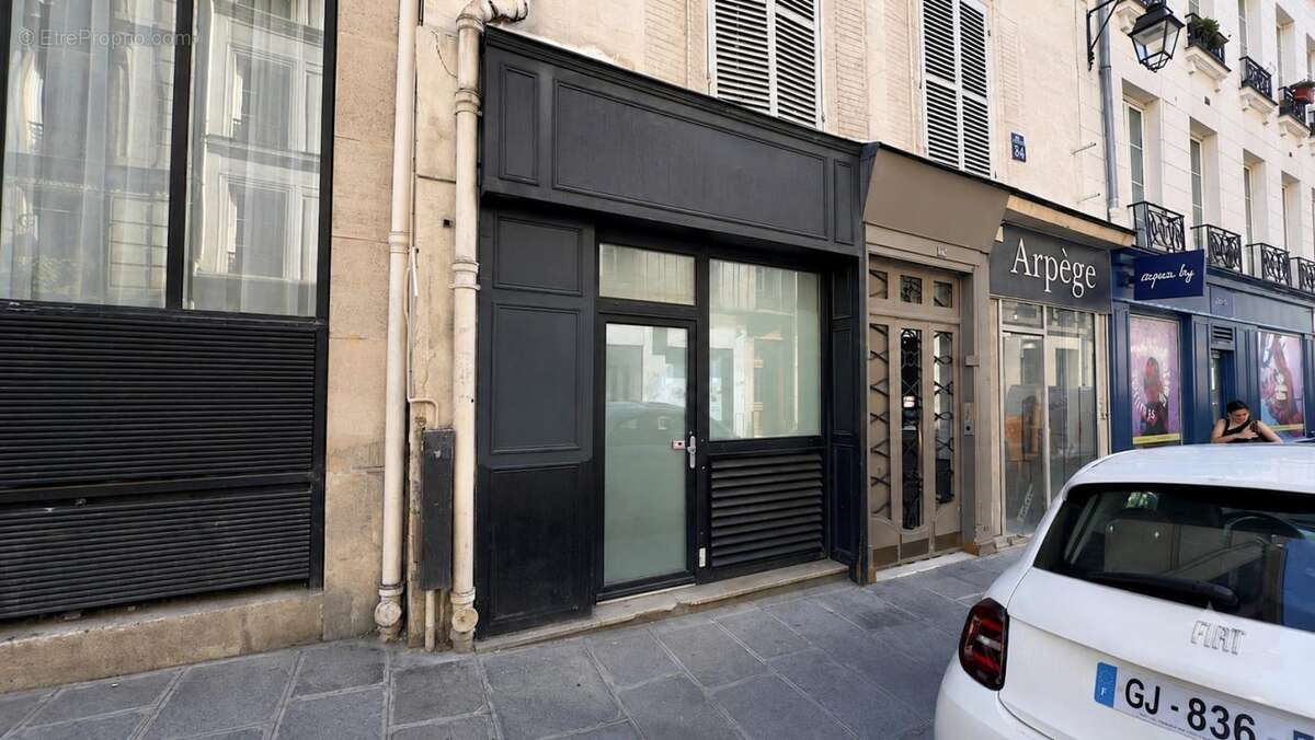 Commerce à PARIS-3E