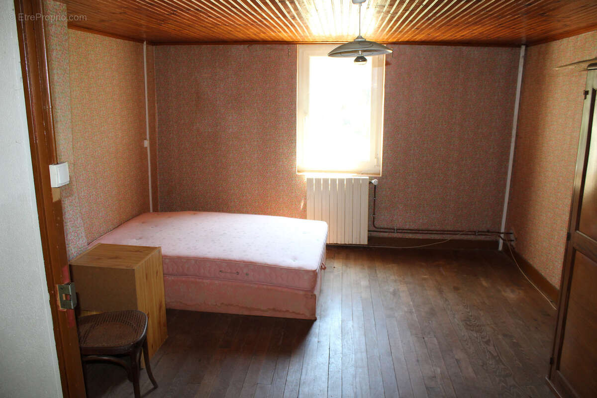 Maison à vendre 4 pièces BOLOZON (01) - photo 5