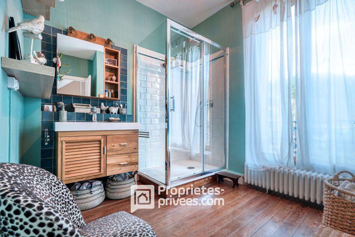 Maison à FORGES-LES-BAINS