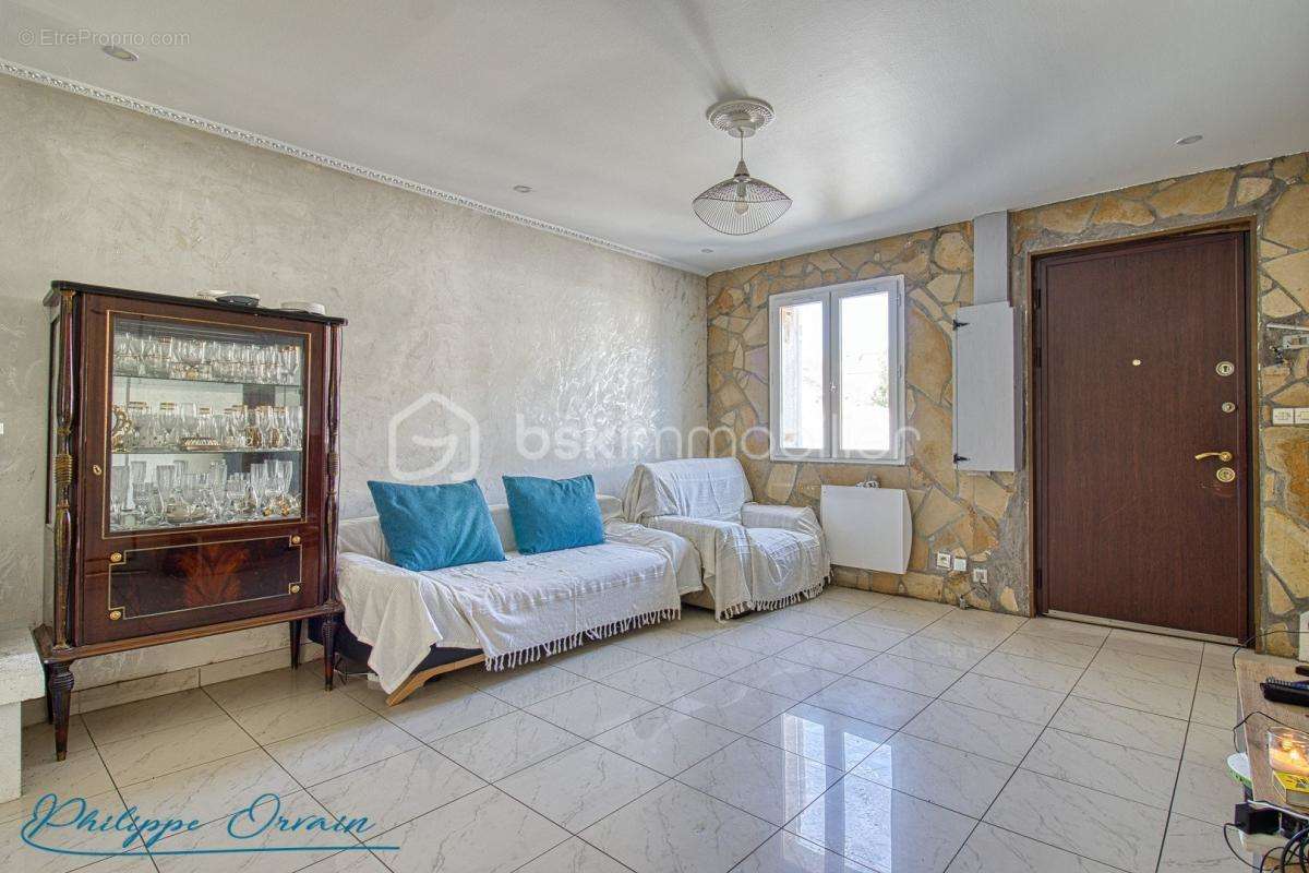 Maison à GOUSSAINVILLE