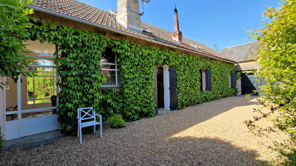 Maison à MAINTENON